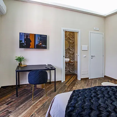 Lustru 3* 卡塔尼亚